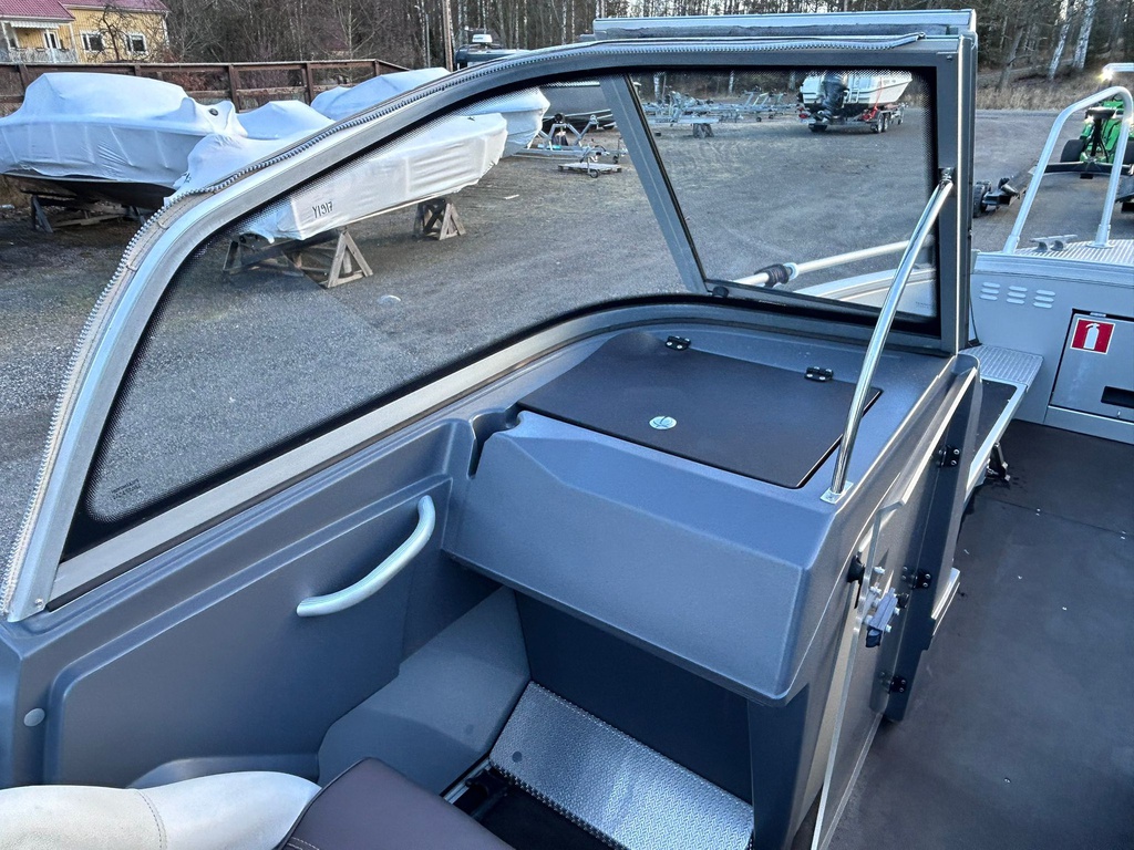 Buster XL + Yamaha F115