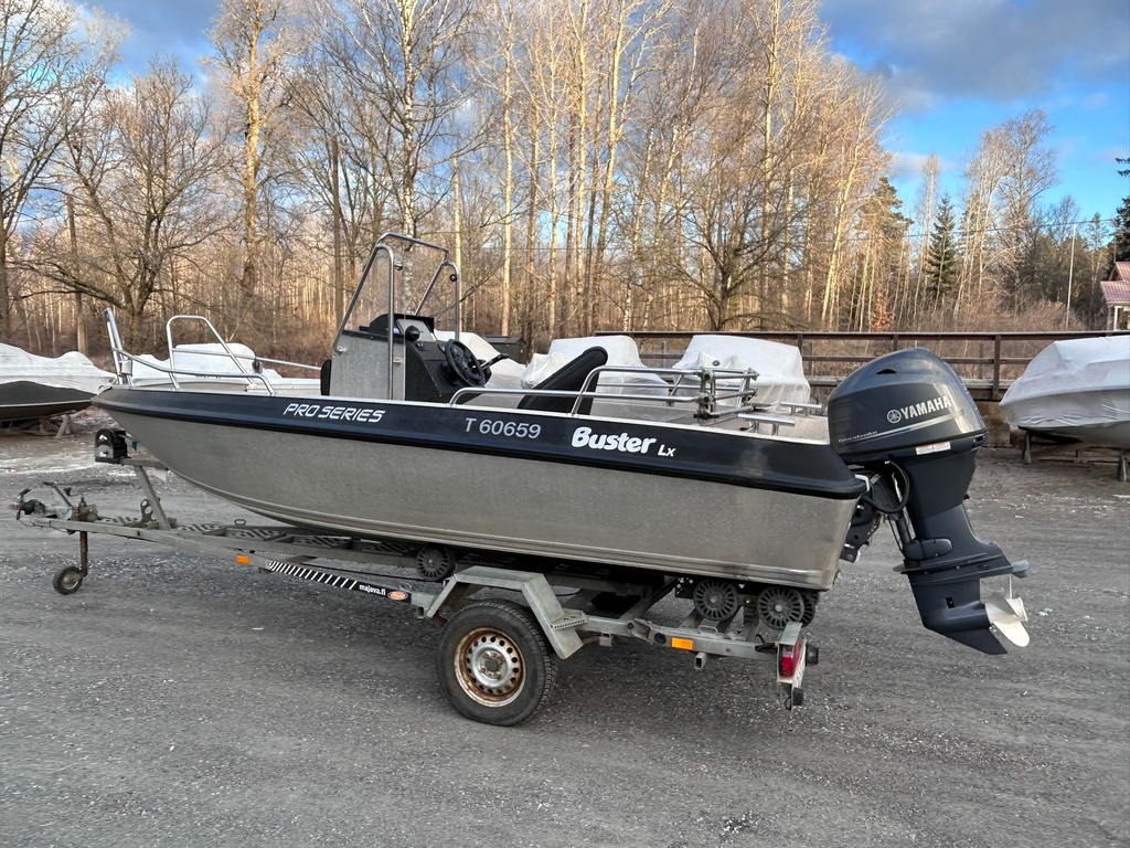 Buster LX Pro + Yamaha F70