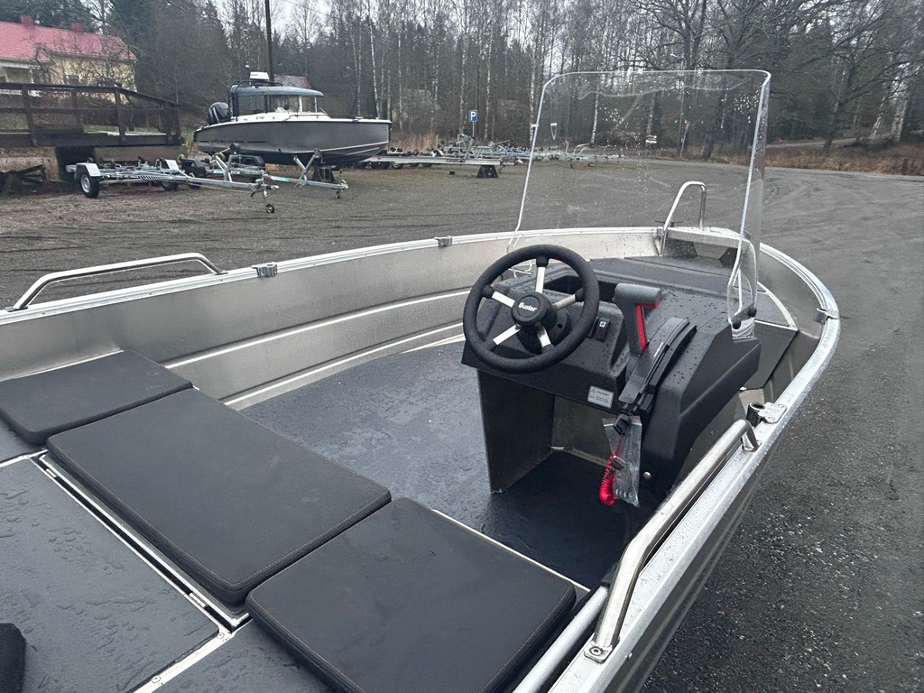 Buster XSr + Yamaha F20