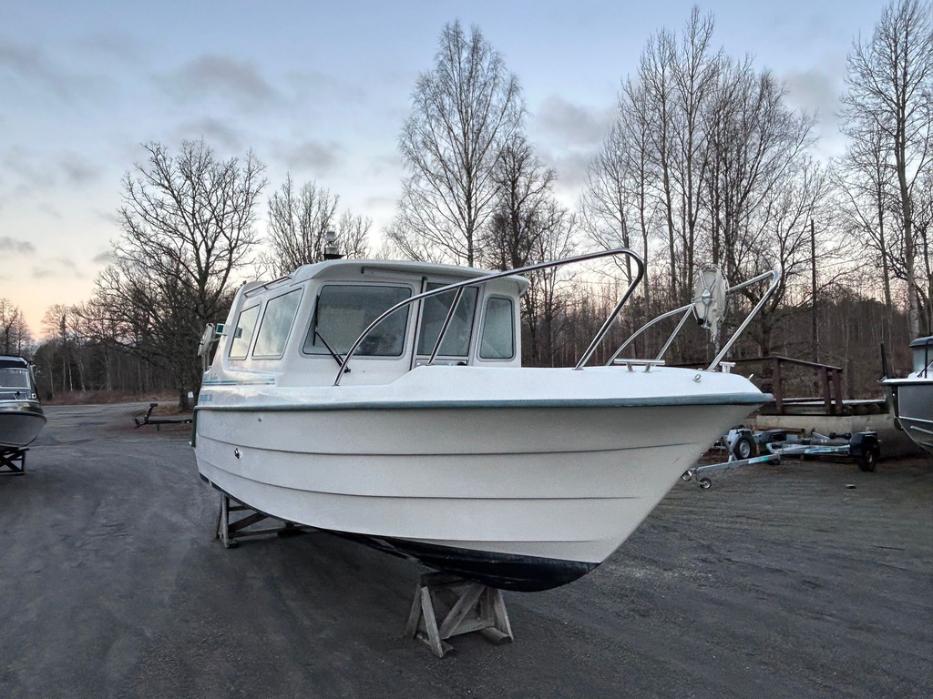 Finnmaster 7100 + Yamaha F115