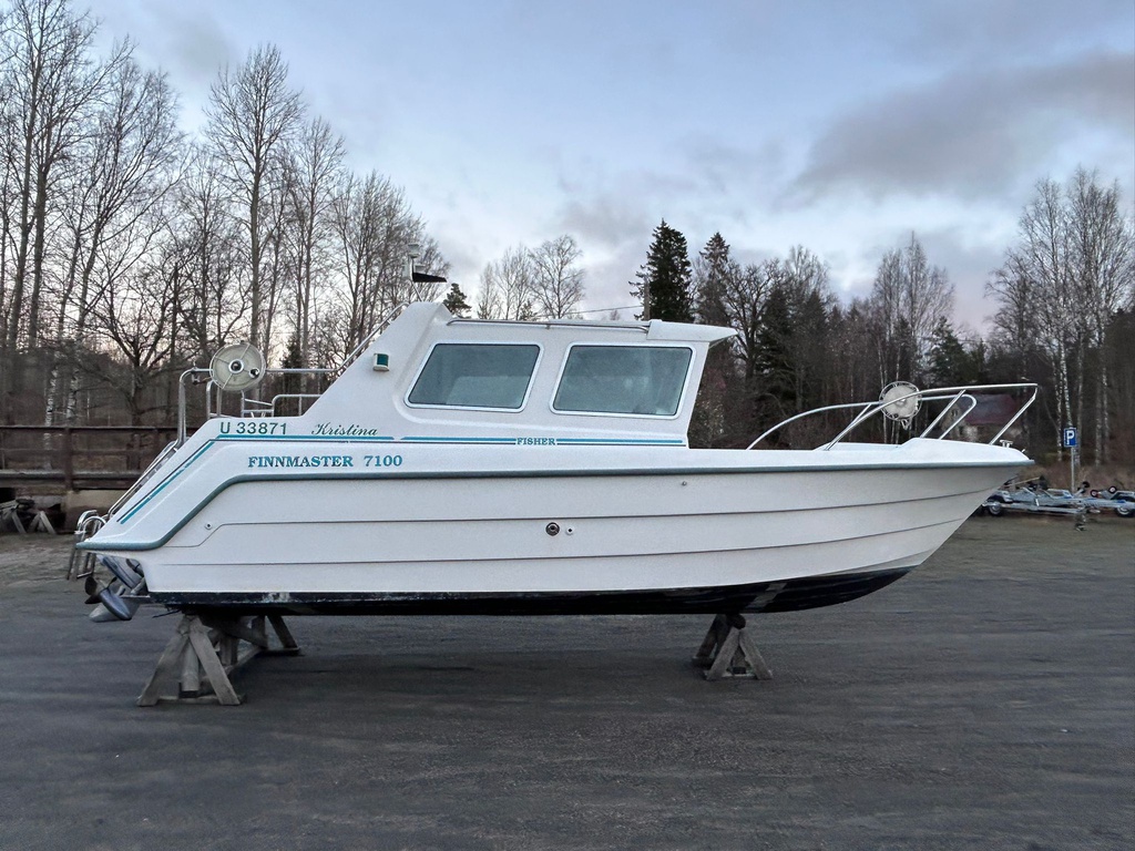 Finnmaster 7100 + Yamaha F115