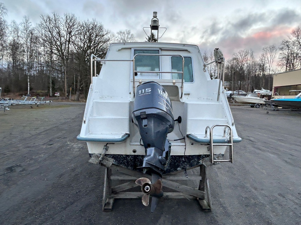 Finnmaster 7100 + Yamaha F115