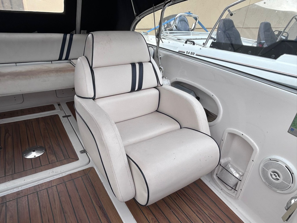 Cresent T-Rex V 23 + Evinrude 115