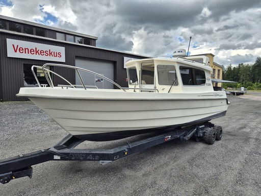 Seastar 720 + Honda BF115