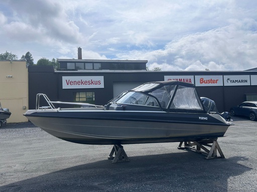 [VLTS] Buster XXL + Yamaha F115